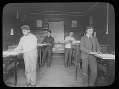 Students in the incubation room at the Woodbin... Students in the incubation room at the Woodbin...