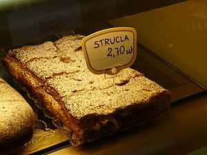 Strucla (cake)
