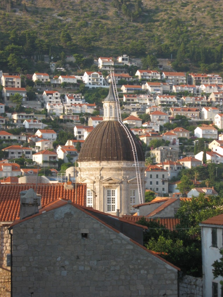 You can totally climb up a church